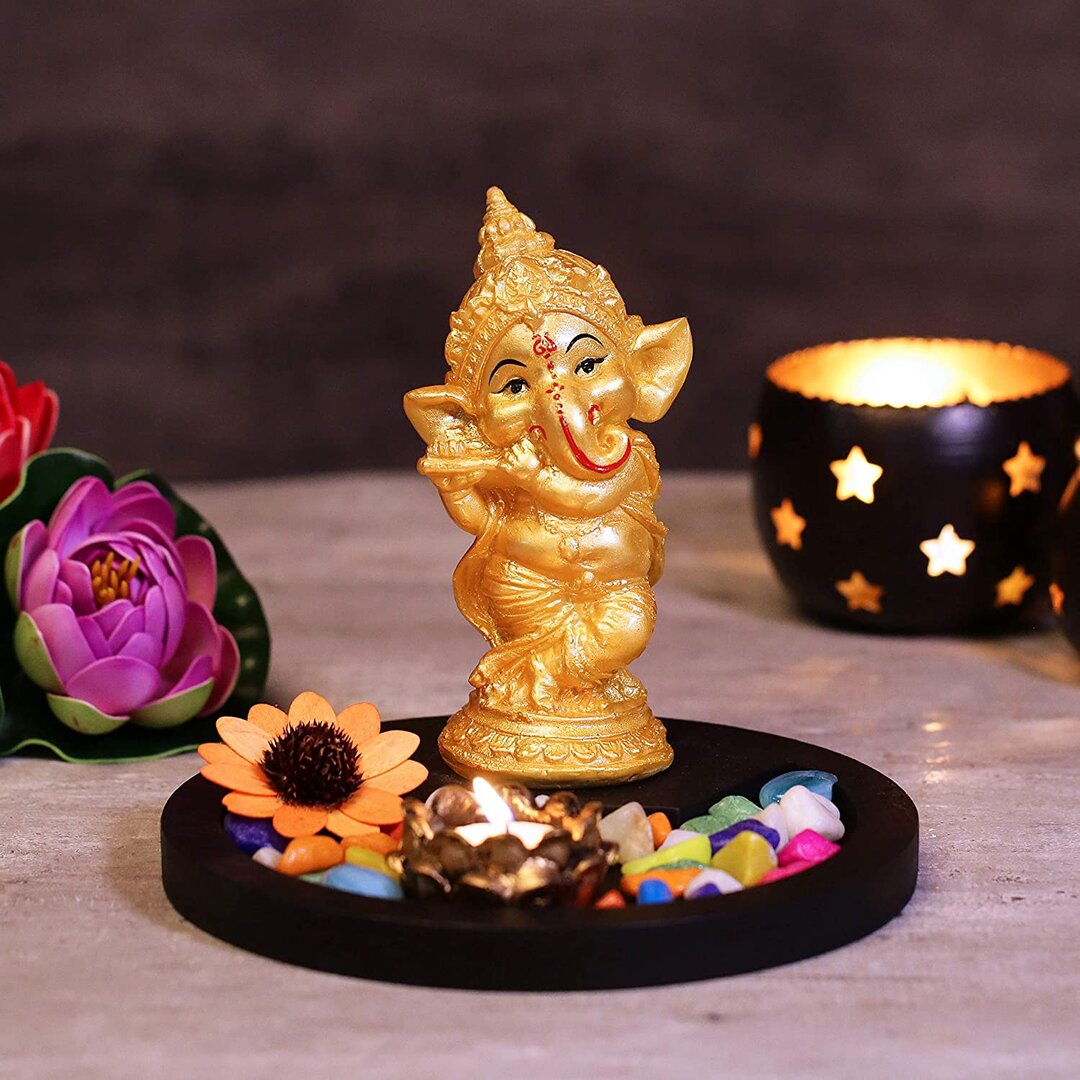 Resin Golden Ganesh Playing Bansuri Idol – Standard size, Multicolor