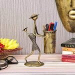Two Men Pen Holder Made of Iron Fro Table Decor And Home