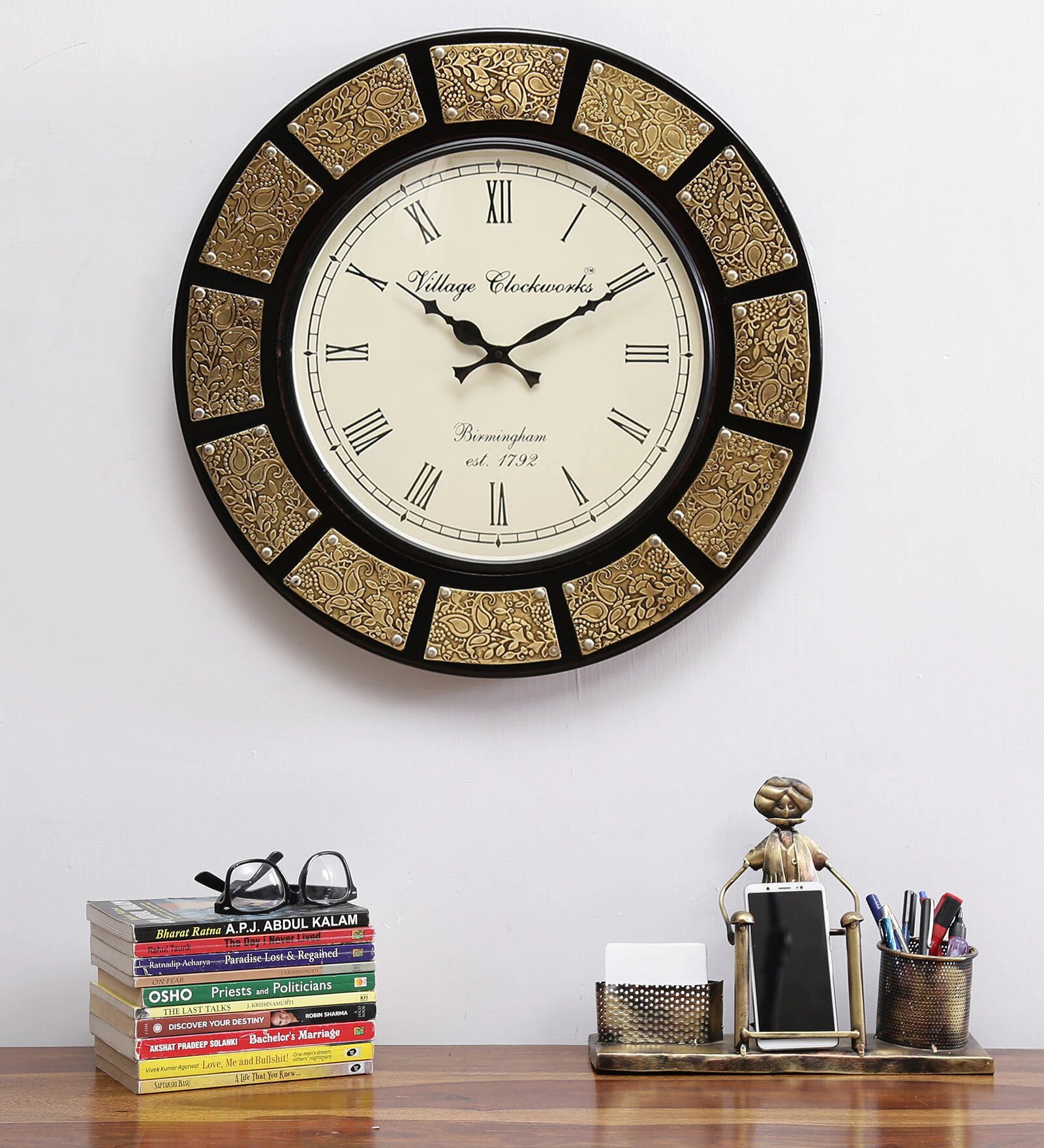 Brass Coated Wooden Clock For Wall Hanging Beautiful Home Decor Product