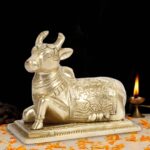 Brass Nandi Cow Spiritual Vaastu Shiva Nandi Pooja Figurine Sculpture, Kamdhenu Bull for Religious Puja